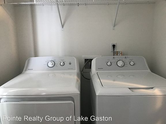 4th image of 325 Laurel Ln APT 4