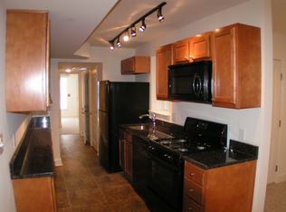 1121 N Calvert St #221, Baltimore, MD 21202