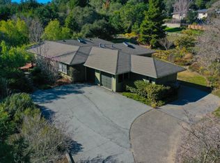 425 Meadow Rd, Aptos, CA 95003