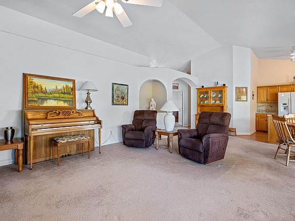 4th image of 187 N Westridge Dr Unit 121