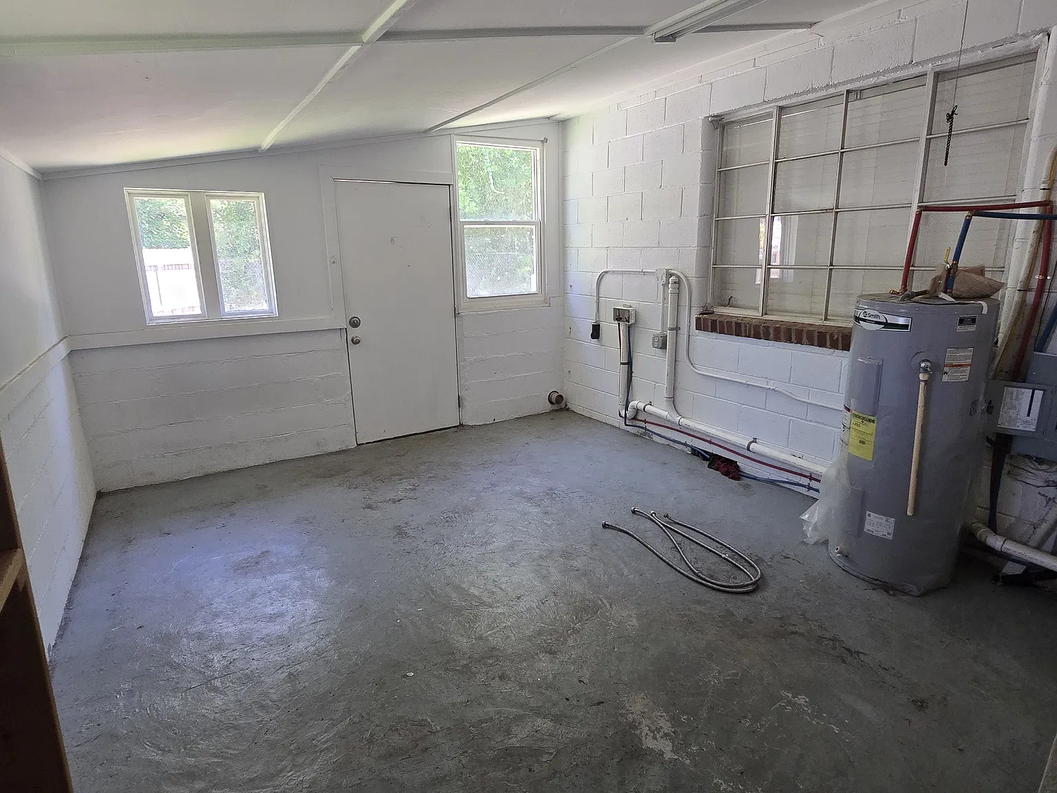 2 bed, 2210 sqft, $1,800 — Photo 4