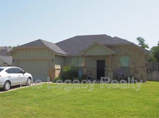 137 Flat Creek Dr, Waco, TX 76706