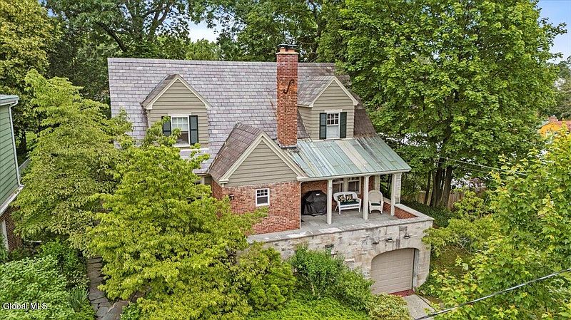 2nd image of 73 Oakwood Street