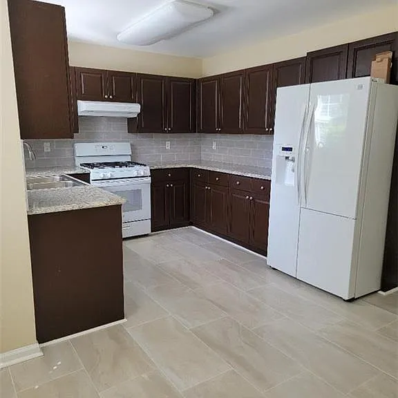 2199 Mainsail Dr — Photo 23