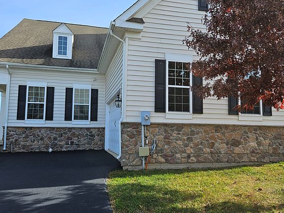3rd image of 20968 Goose Preserve Dr