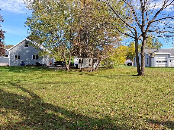 4th image of 7 Reed St