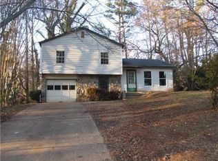 3840 Wood Path Dr, Stone Mountain, GA 30083