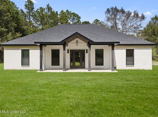 3100 Poticaw Bayou Rd, Vancleave, MS 39565