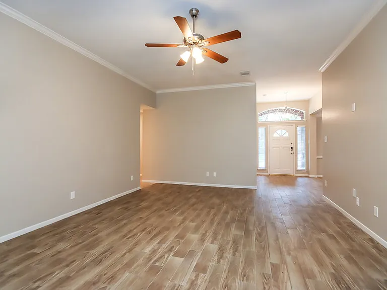 1414 Summer Rain Dr — Photo 4