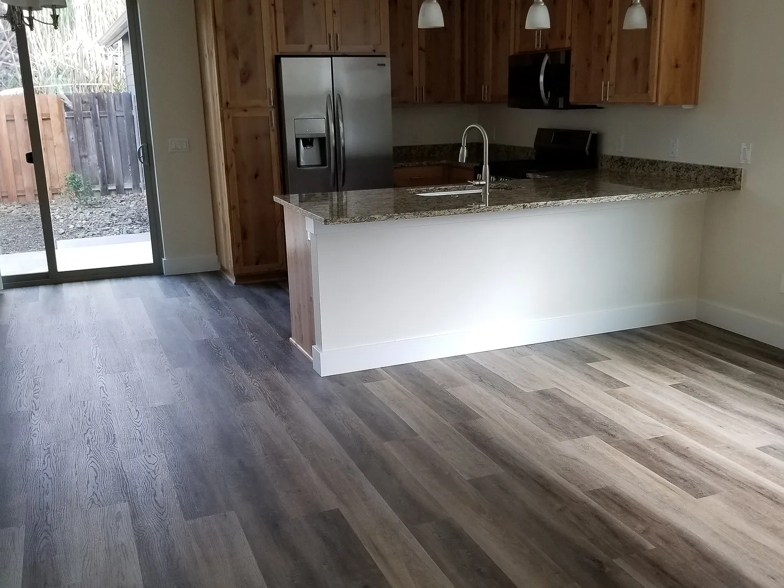 3 bed, 2.5 bath, $2,300 — Photo 3
