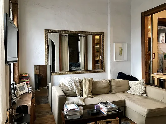 Rented by Adir Realty | media 9