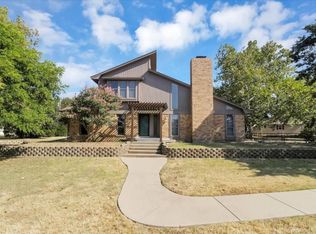 3661 Oak Tree Ln, Midlothian, TX 76065