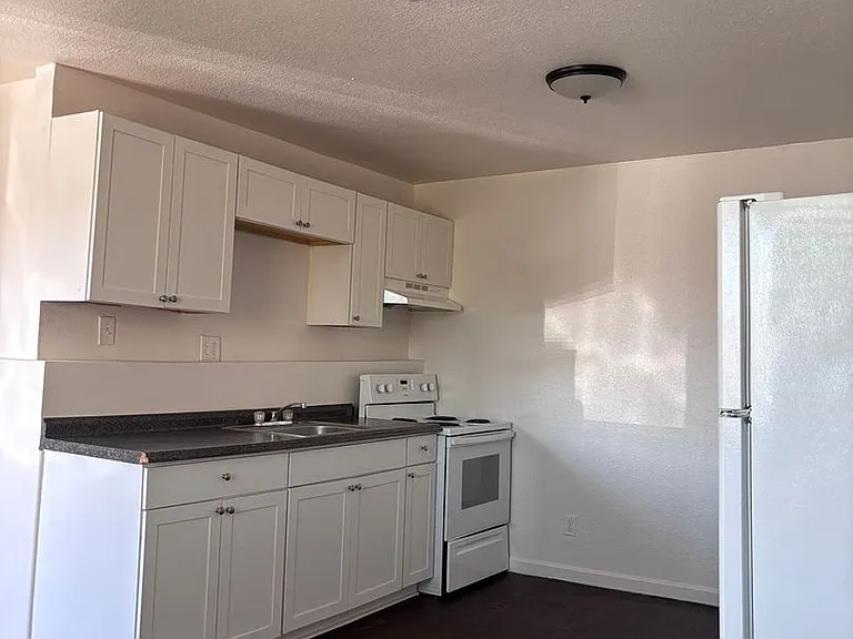 591 W Holt Ave — Photo 1