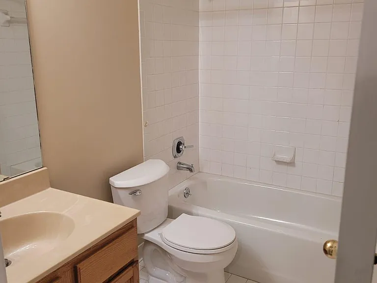 1236 Lexington Rd #101 — Photo 13