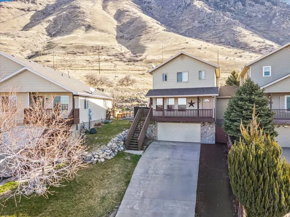 1404 N Spring Mountain Rd E, Springville, UT 84663