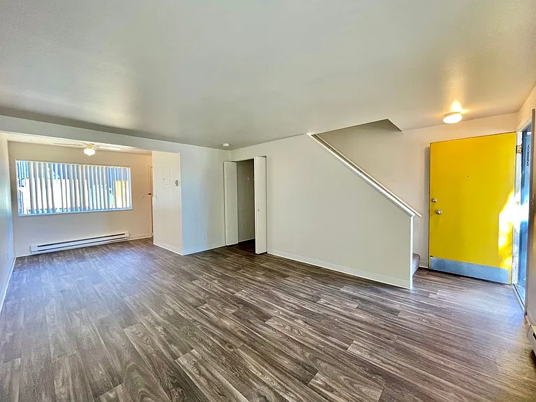 LC125th Townhomes — Photo 14