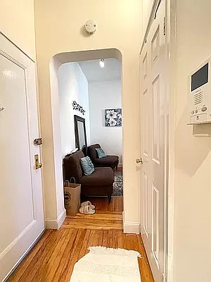 3rd image of 210 W 16th St APT 3B