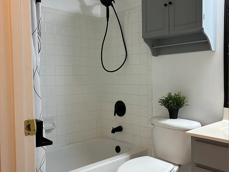5526 Sacramento Mews Pl — Photo 32