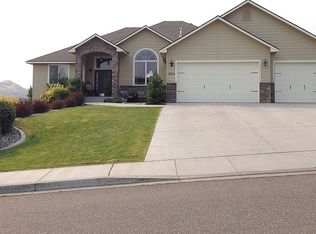 8834 W 1st Ave, Kennewick, WA 99336