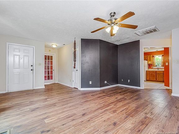 4th image of 6842 Shawcross Ln