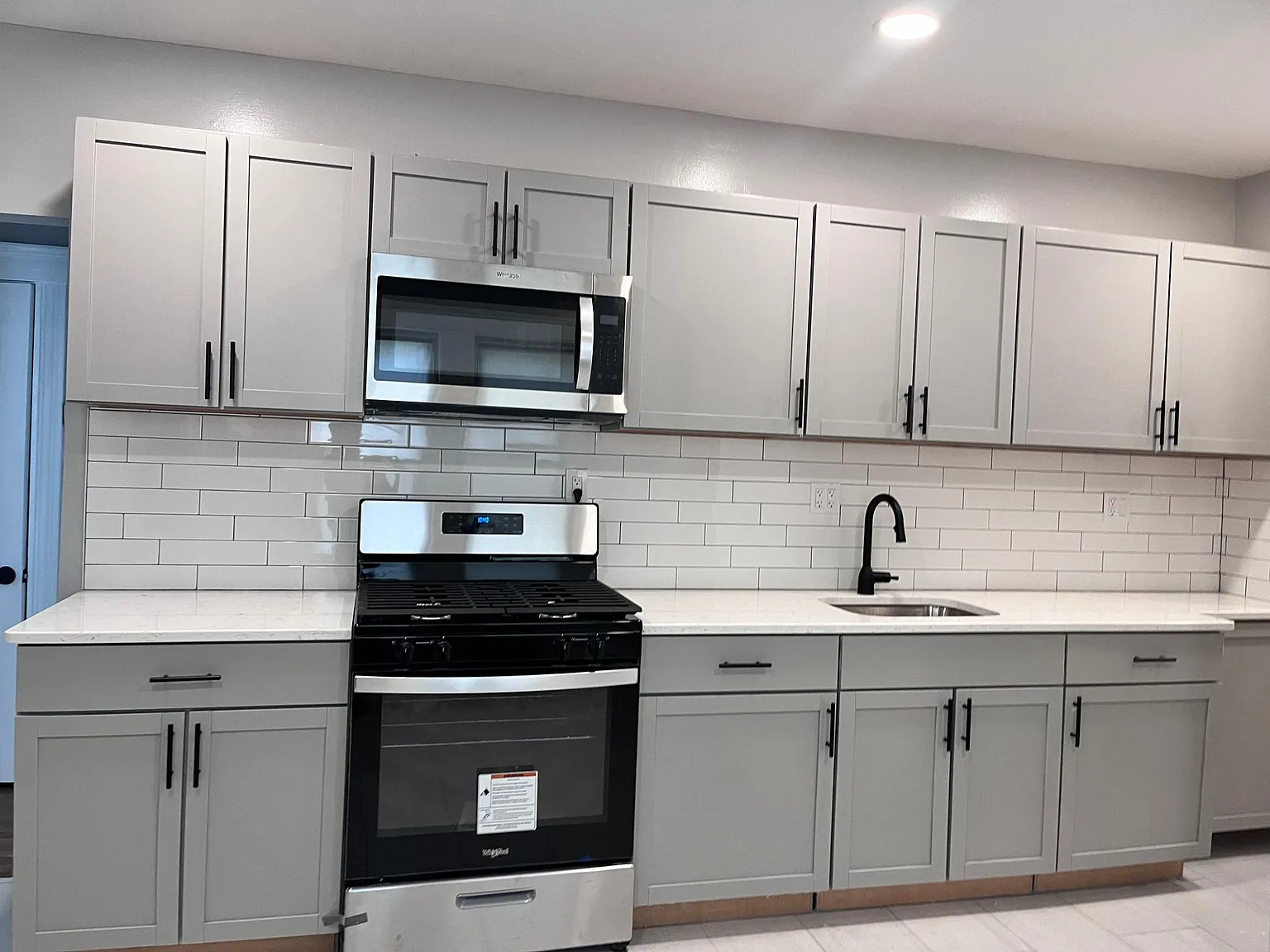 2 bed, 1100 sqft, $2,500 — Photo 3