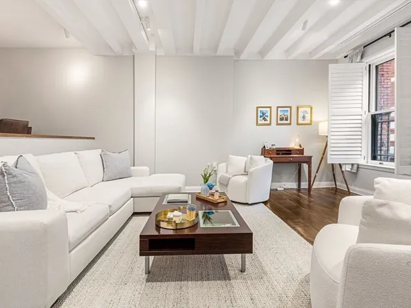 48 Beacon St APT 1R, Boston, MA 02108