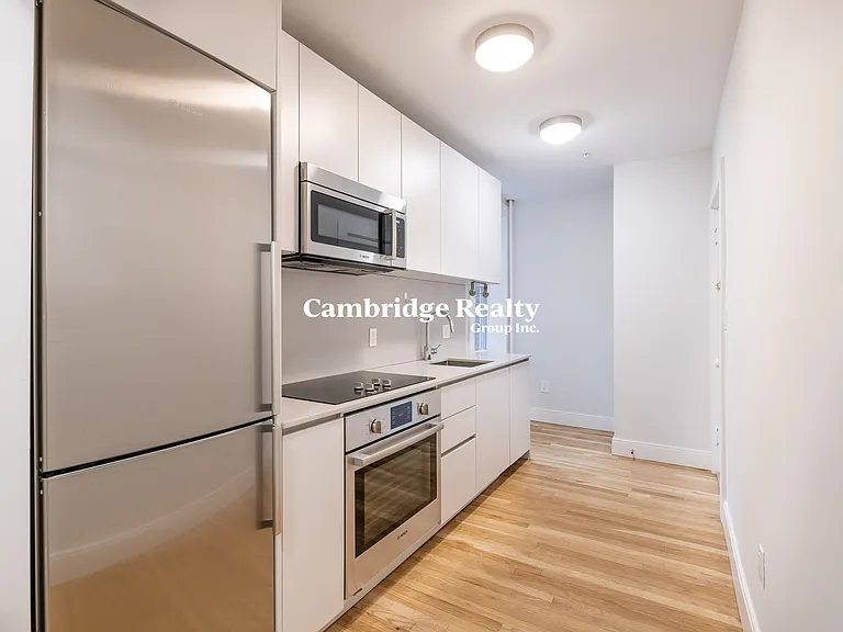 288 Chestnut Hill Ave #12T — Photo 1