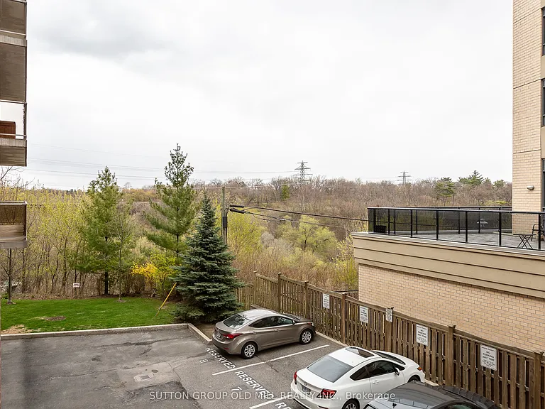 4196 Dundas St W #209 — Photo 13