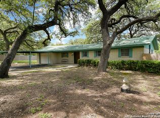 11525 Beverly Hills Dr, Helotes, TX 78023