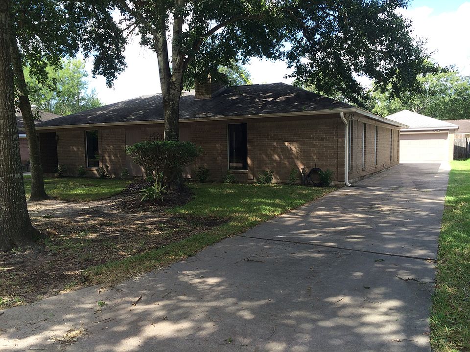 1st image of 12103 Holly Stone Dr