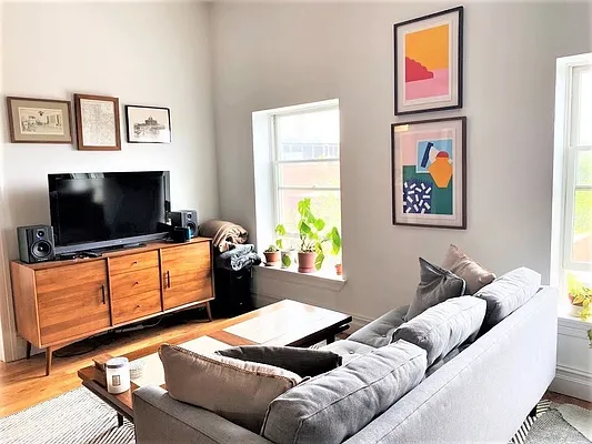 Rented by Charney Real Estate LLC | media 4