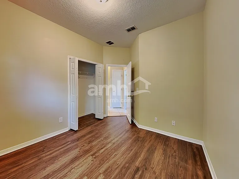 1619 Lakelet Loop — Photo 13