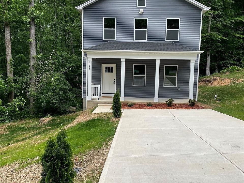 1st image of 2241 Beauty St