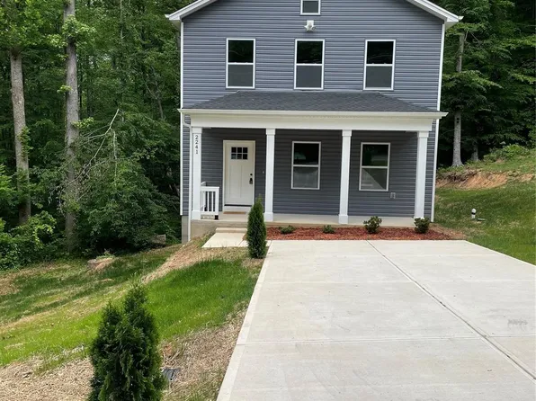 2241 Beauty St, Statesville, NC 28625