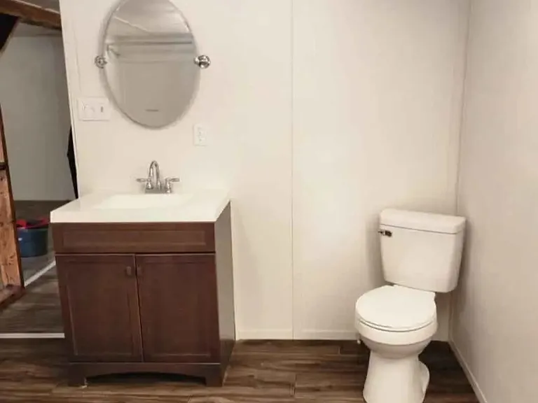 121 NW Magic Ct — Photo 5
