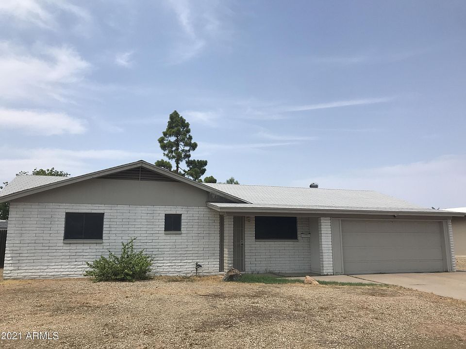 1st image of 2316 W Larkspur Dr
