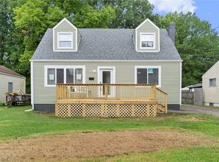 233 Parkway St, Struthers, OH 44471