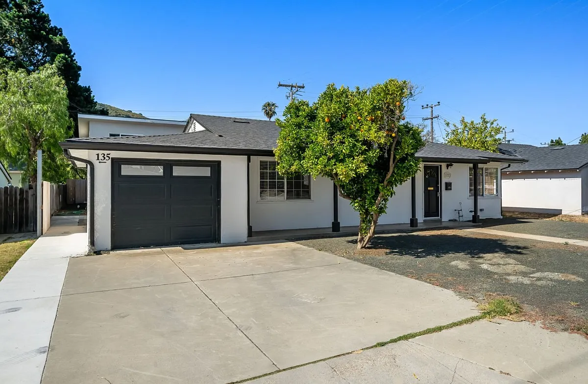 Building Photo - 133 & 135 Foothill