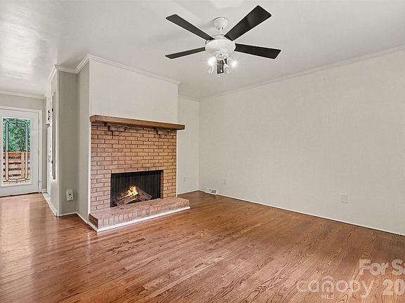 4th image of 5315 Ruth Dr