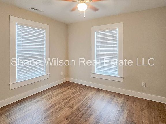 5th image of 3610 Anderson Ave