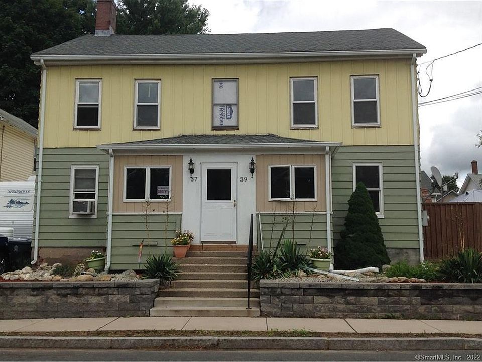 2nd image of 39 Prospect St