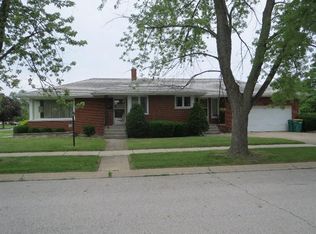 7921 Madison Ave, Munster, IN 46321