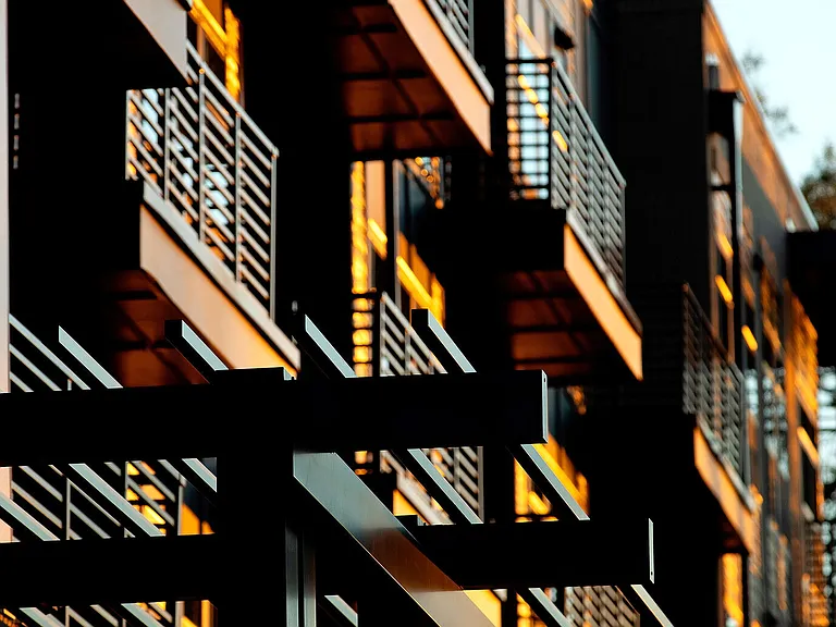 The Edge — Photo 24