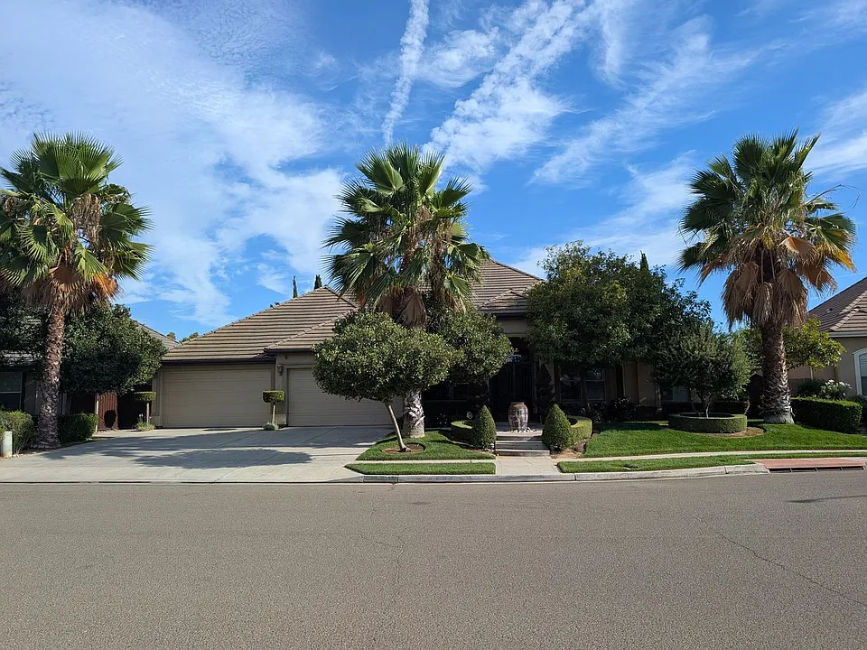 4195 W Sample Ave