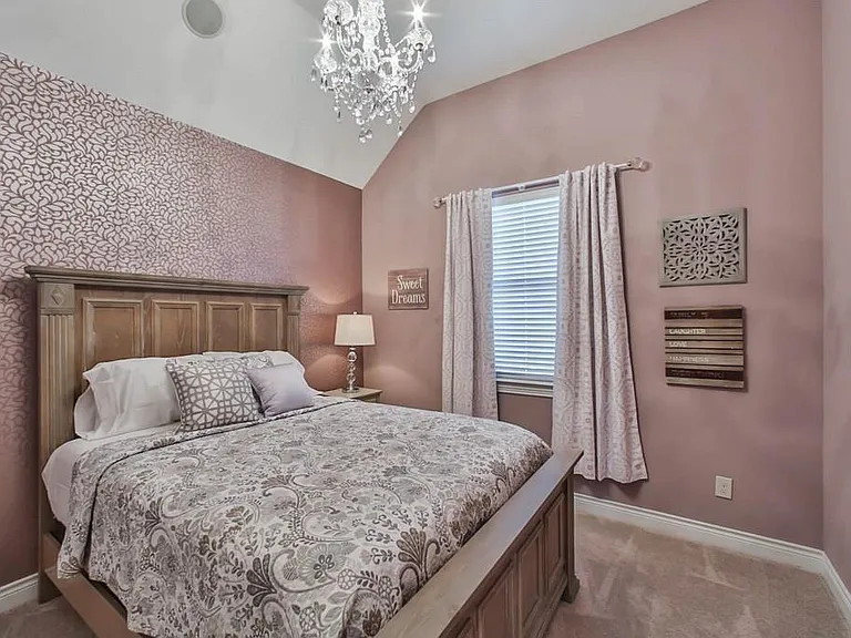 2019 Wild Peregrine Cir — Photo 15