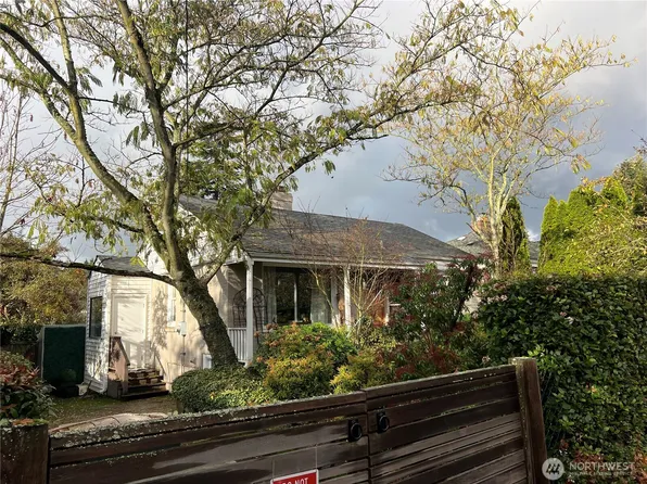 3819 33rd Avenue W, Seattle, WA 98199