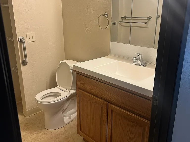 119 Greenwood Dr #1/2 — Photo 12