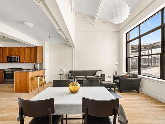 3rd image of 300 Communipaw Ave APT 230