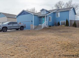 2100 Meadow Dr, Cheyenne, WY 82001
