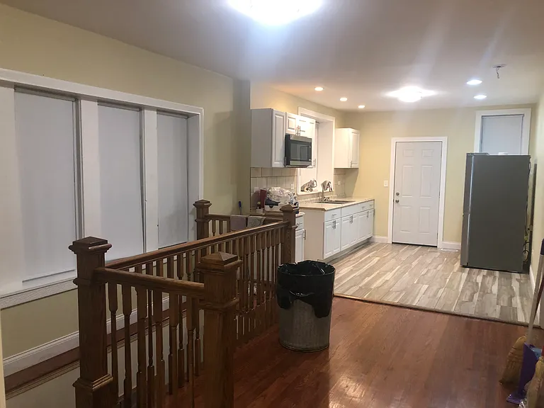 7644 S Cornell Ave #1 — Photo 32